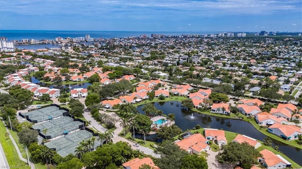 833 Reef Point CIR, NAPLES FL 34108-20