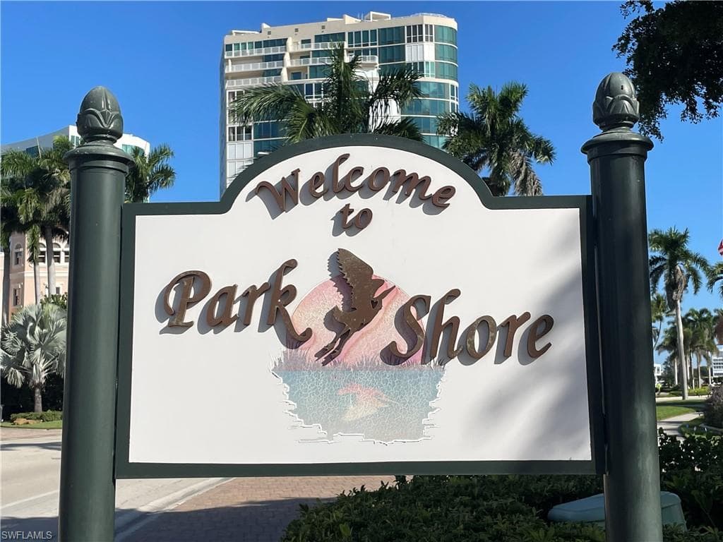 3500 Gulf Shore BLVD N # 104, NAPLES FL 34103-26