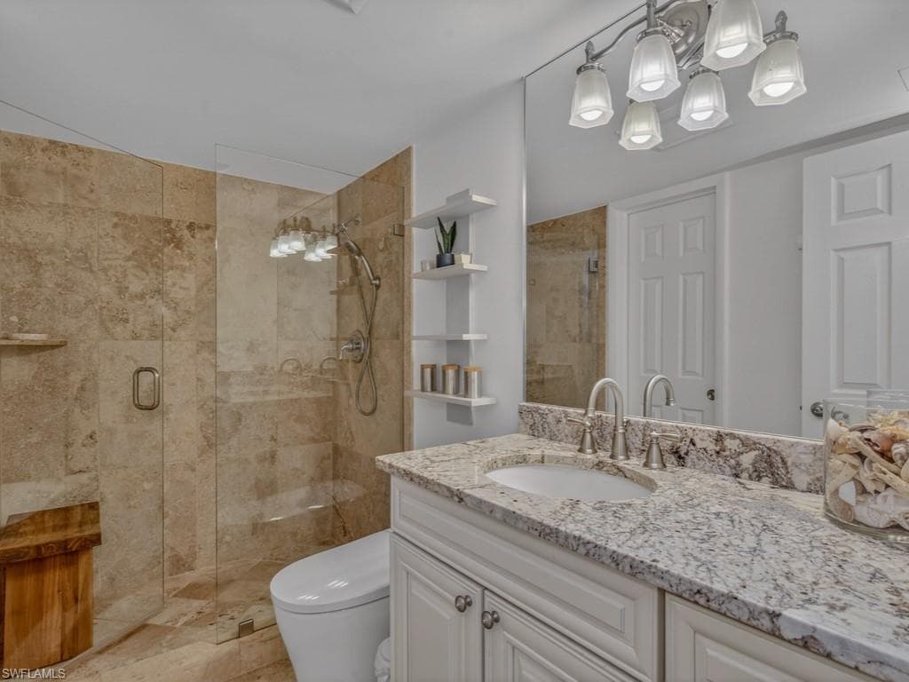 3500 Gulf Shore BLVD N # 104, NAPLES FL 34103-17