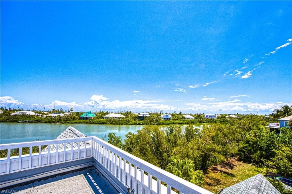 5438 Shearwater DR, SANIBEL FL 33957-6