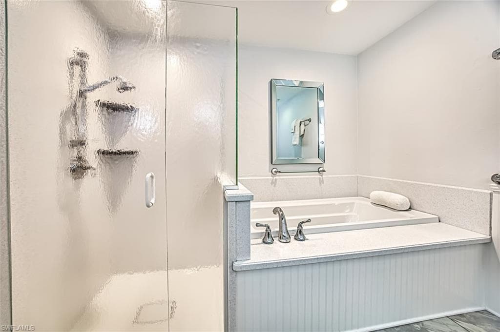 5438 Shearwater DR, SANIBEL FL 33957-23