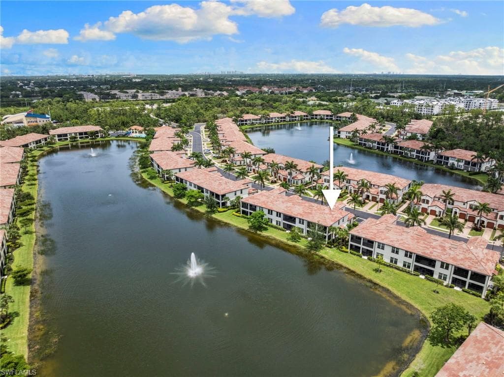 15140 Palmer Lake CIR # 201, NAPLES FL 34109-32