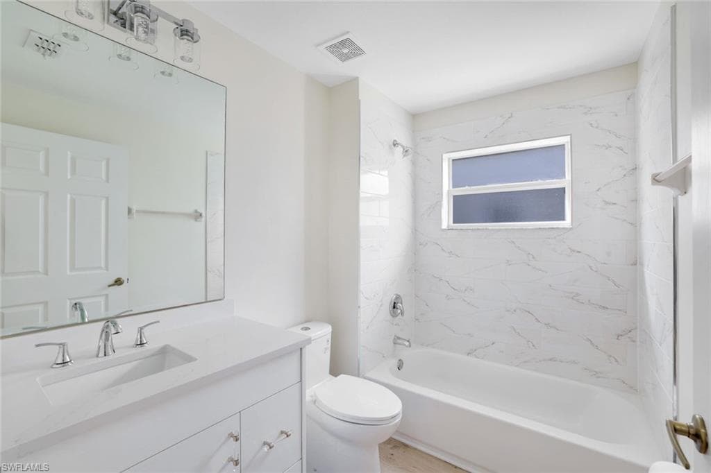 6187 Mandalay CIR # 32, NAPLES FL 34112-11