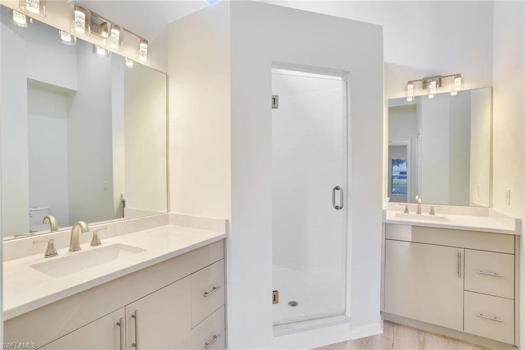 6187 Mandalay CIR # 32, NAPLES FL 34112-4