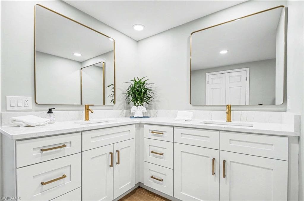 4140 Bayhead DR # 203, BONITA SPRINGS FL 34134-17