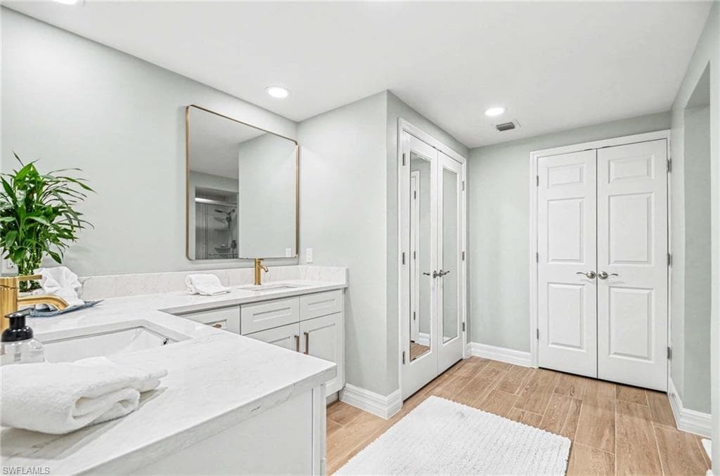 4140 Bayhead DR # 203, BONITA SPRINGS FL 34134-10