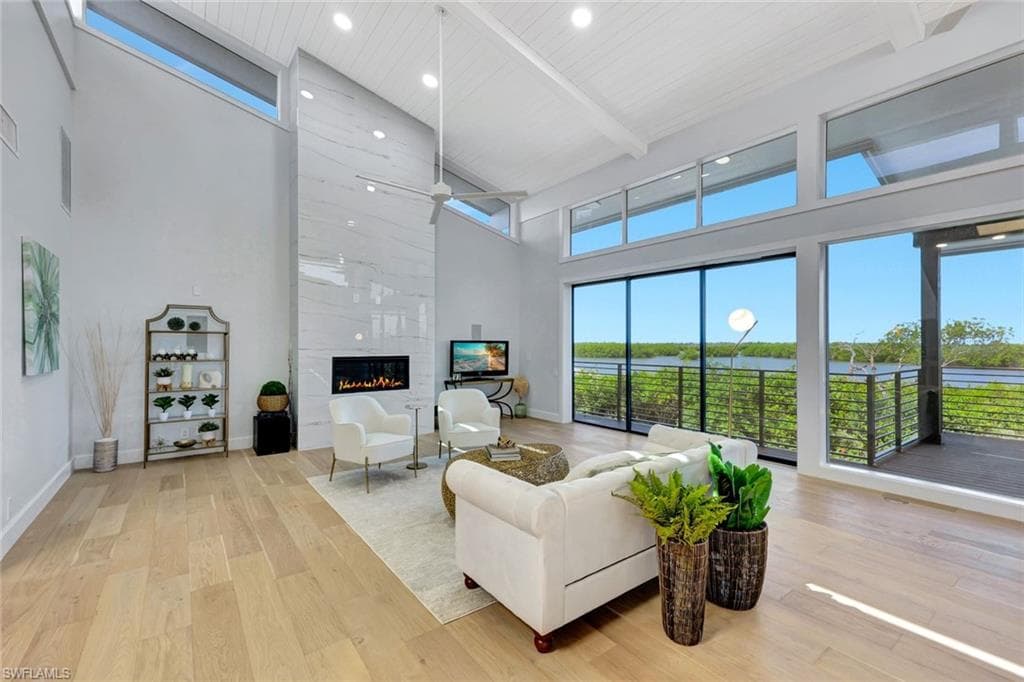 5435 Osprey CT, SANIBEL FL 33957-11