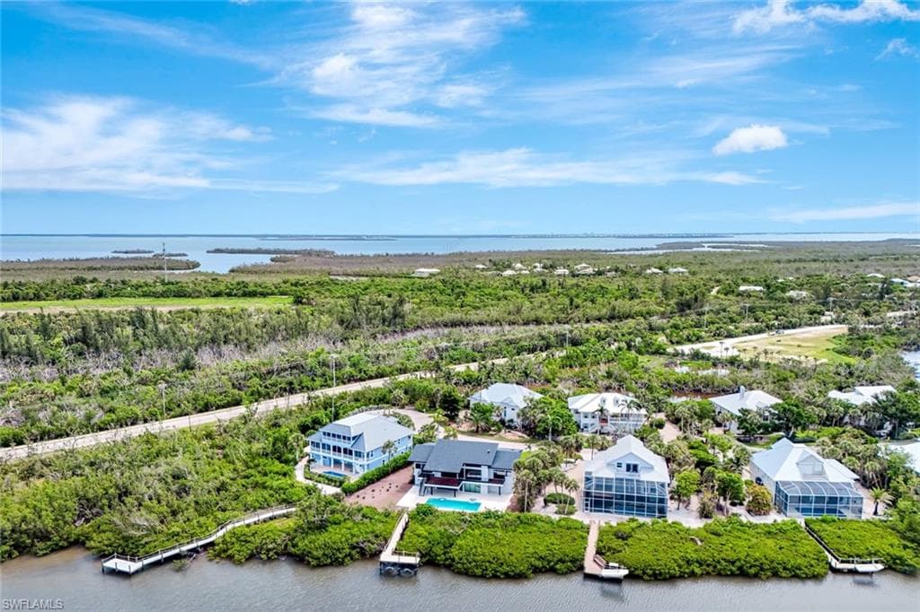 5435 Osprey CT, SANIBEL FL 33957-2