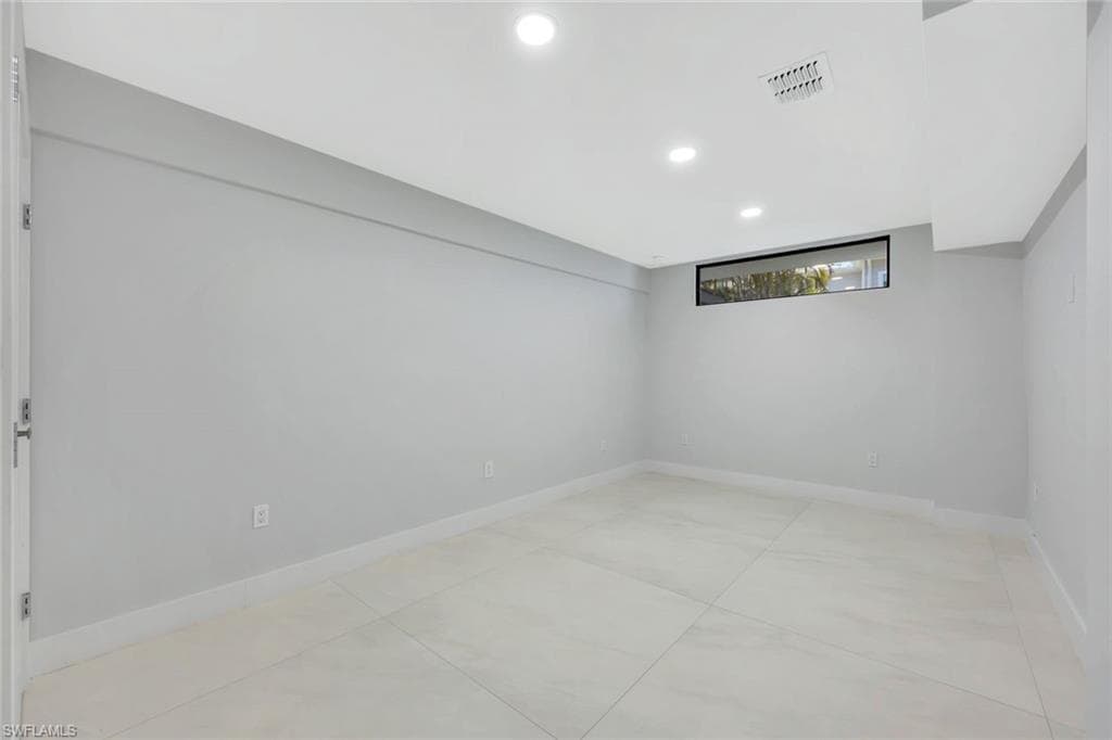 5435 Osprey CT, SANIBEL FL 33957-27