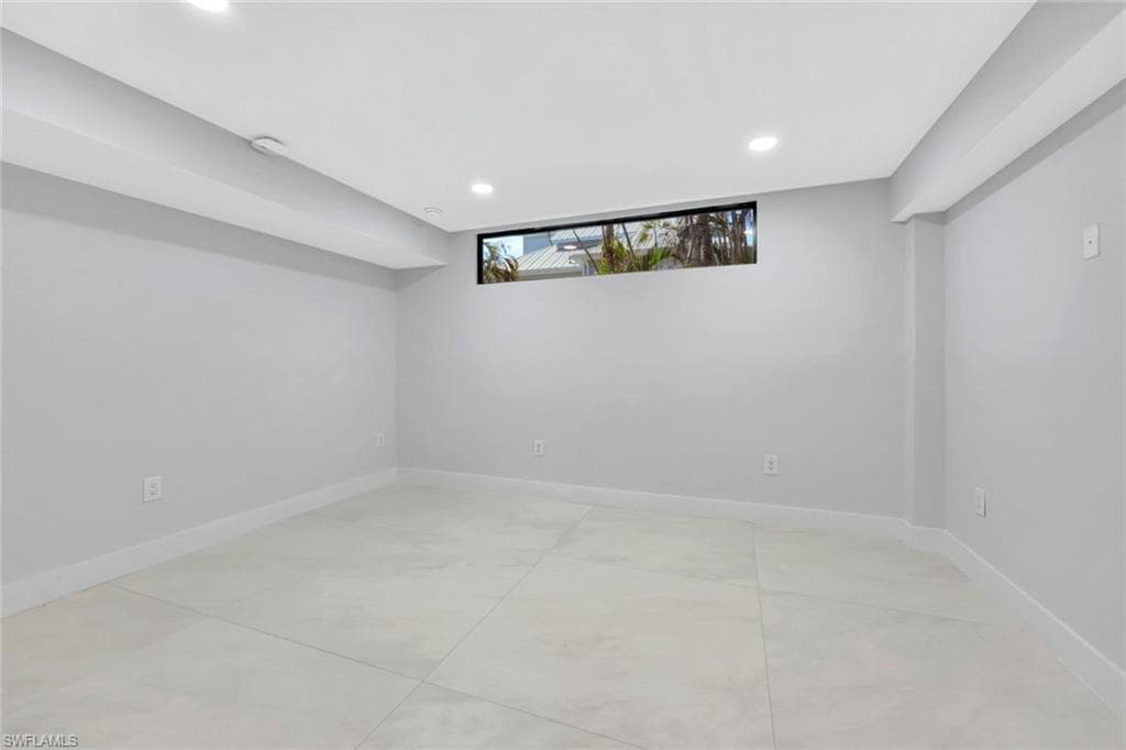 5435 Osprey CT, SANIBEL FL 33957-29