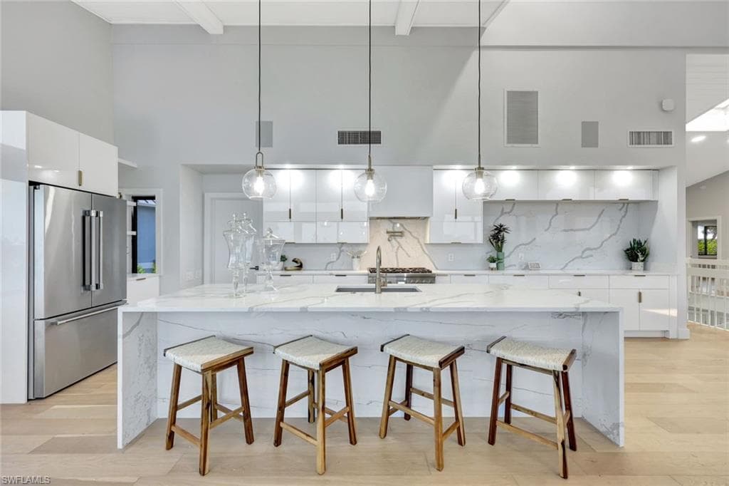 5435 Osprey CT, SANIBEL FL 33957-18