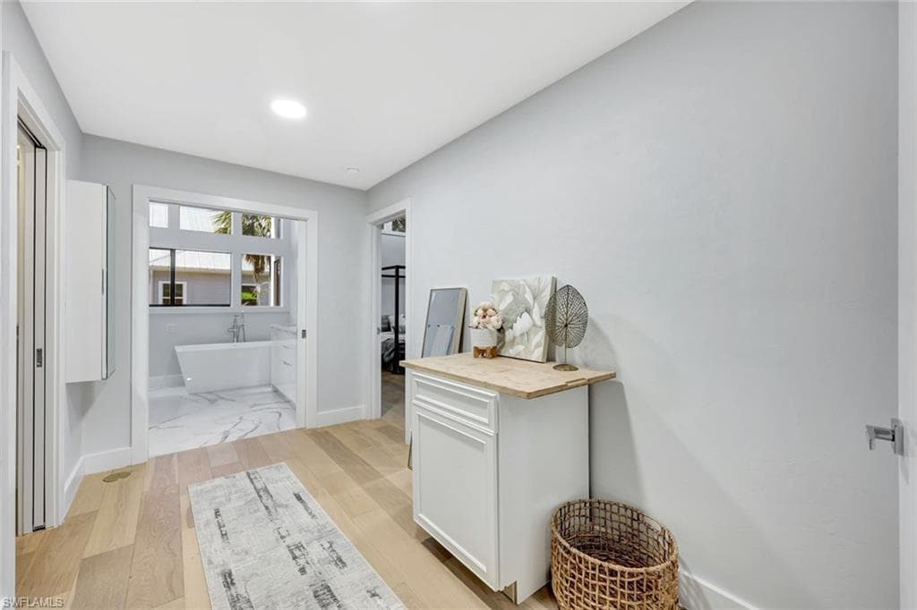 5435 Osprey CT, SANIBEL FL 33957-24