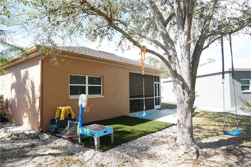 10740 Pearl Bay CIR, ESTERO FL 33928-6