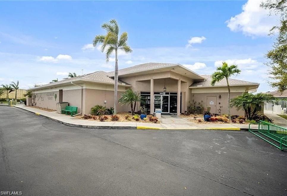 10740 Pearl Bay CIR, ESTERO FL 33928-39