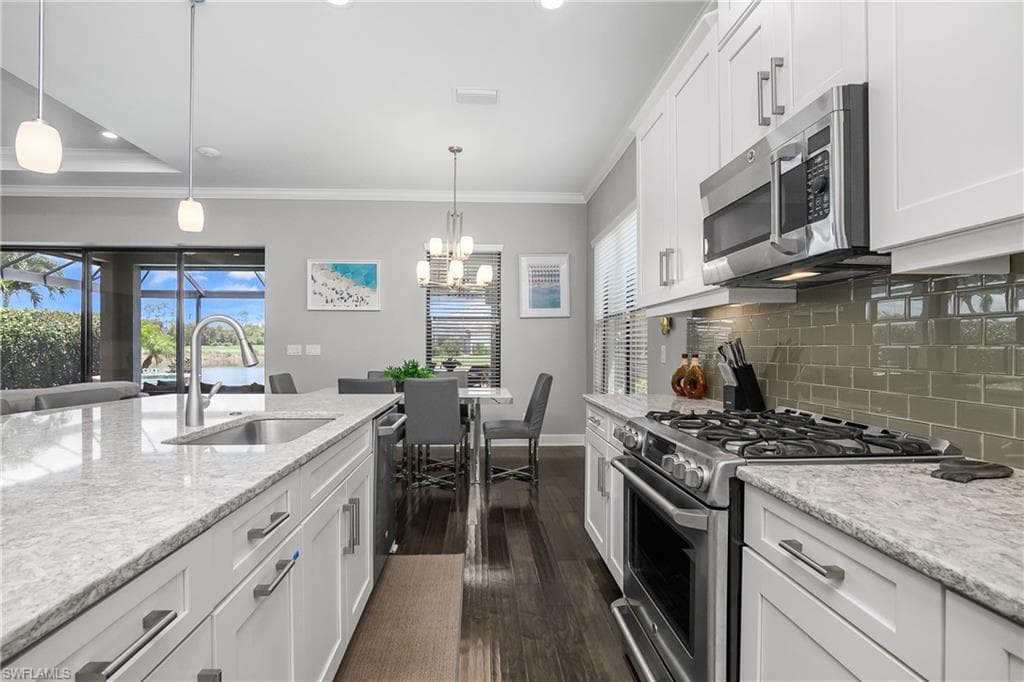 9126 Trivoli TER, NAPLES FL 34119-22