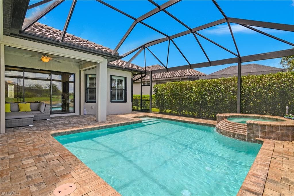 9126 Trivoli TER, NAPLES FL 34119-5