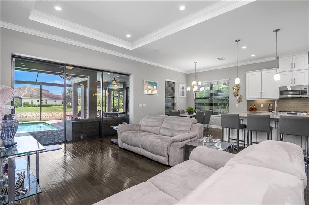 9126 Trivoli TER, NAPLES FL 34119-15