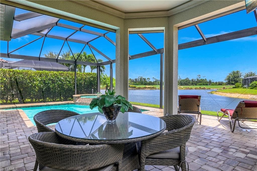 9126 Trivoli TER, NAPLES FL 34119-2