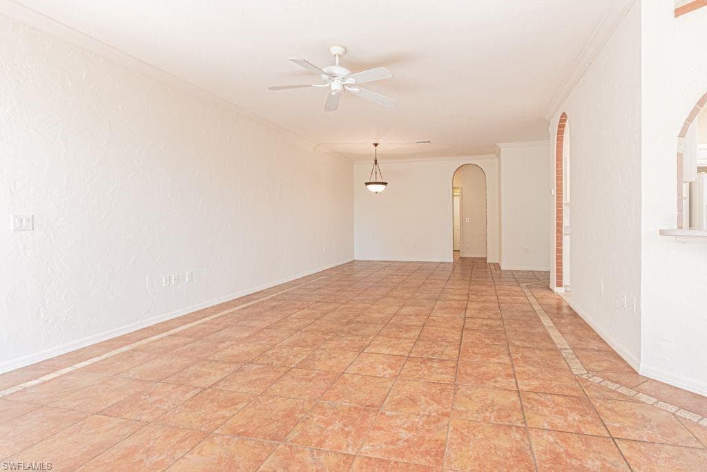 3301 Coconut Island DR # 101, ESTERO FL 34134-14