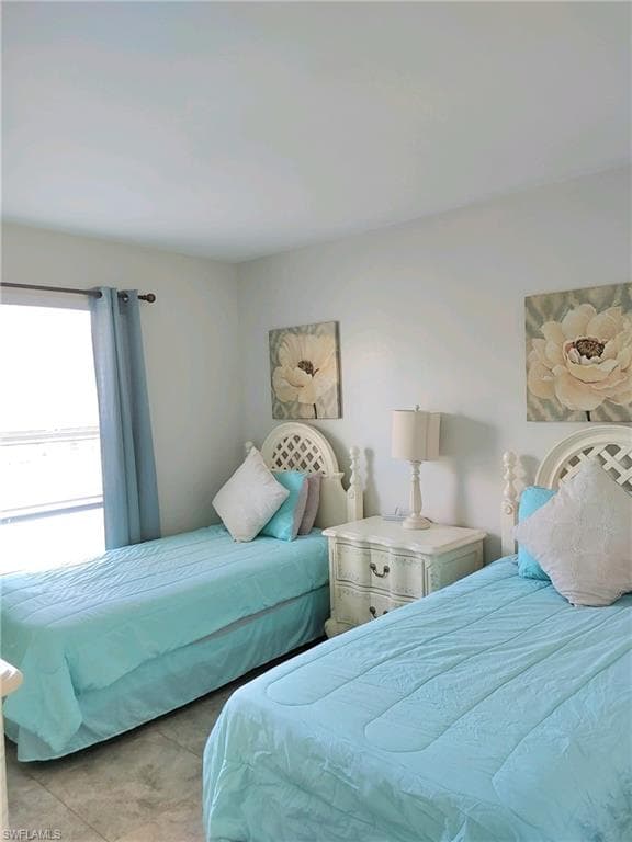 2840 Shoreview DR # 7, NAPLES FL 34112-5