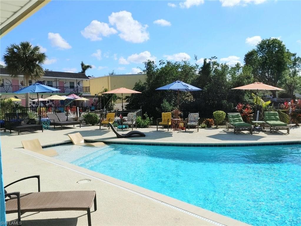 2840 Shoreview DR # 7, NAPLES FL 34112-6