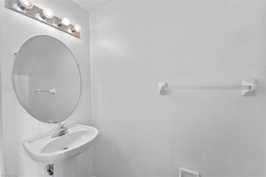 3646 Pine Oak CIR # 105, FORT MYERS FL 33916-6