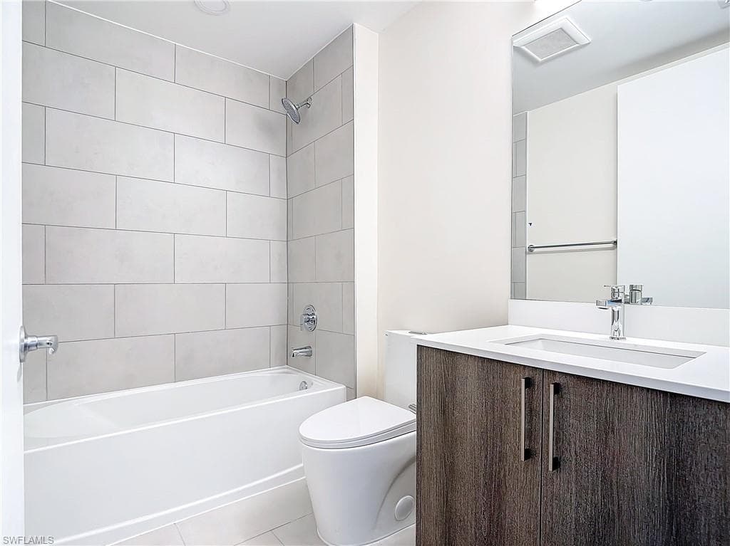 26610 Rosewood Pointe DR # C208, BONITA SPRINGS FL 34135-25