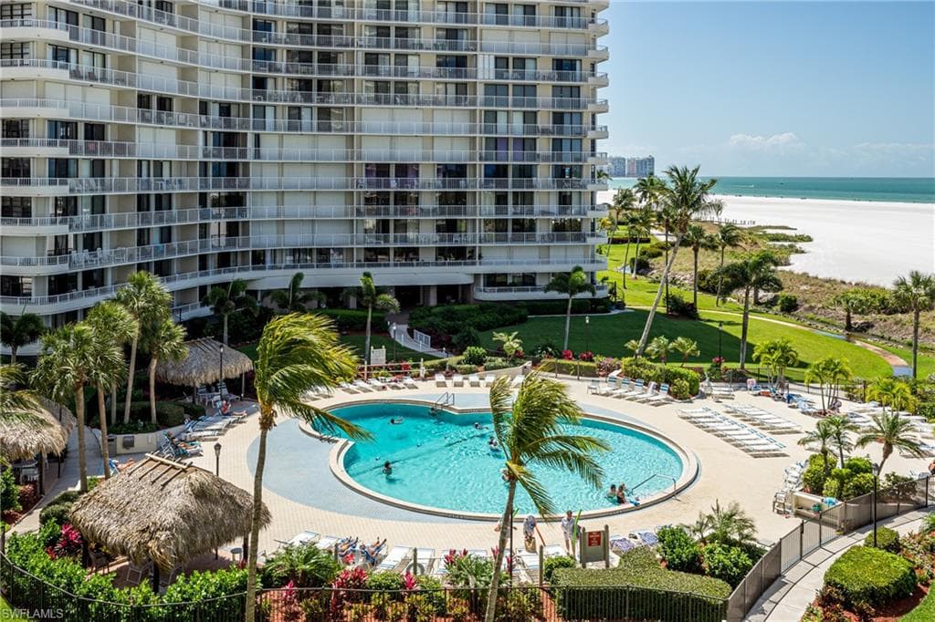260 Seaview CT # 1605, MARCO ISLAND FL 34145-27
