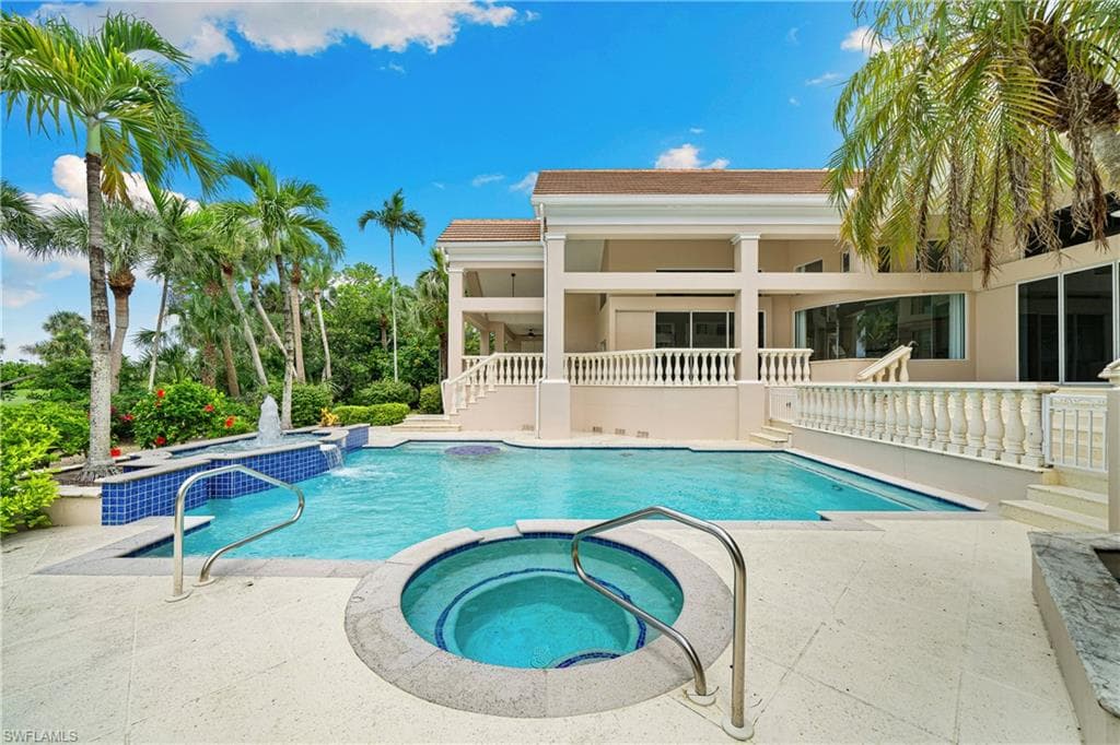 2969 Wulfert RD, SANIBEL FL 33957-37