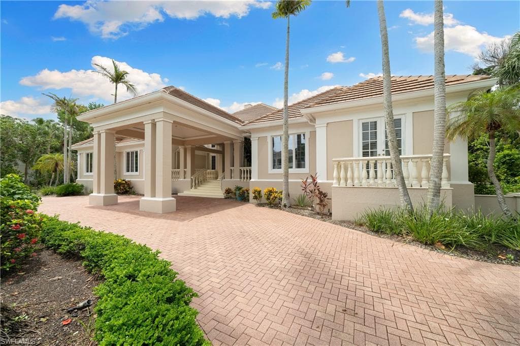2969 Wulfert RD, SANIBEL FL 33957-3
