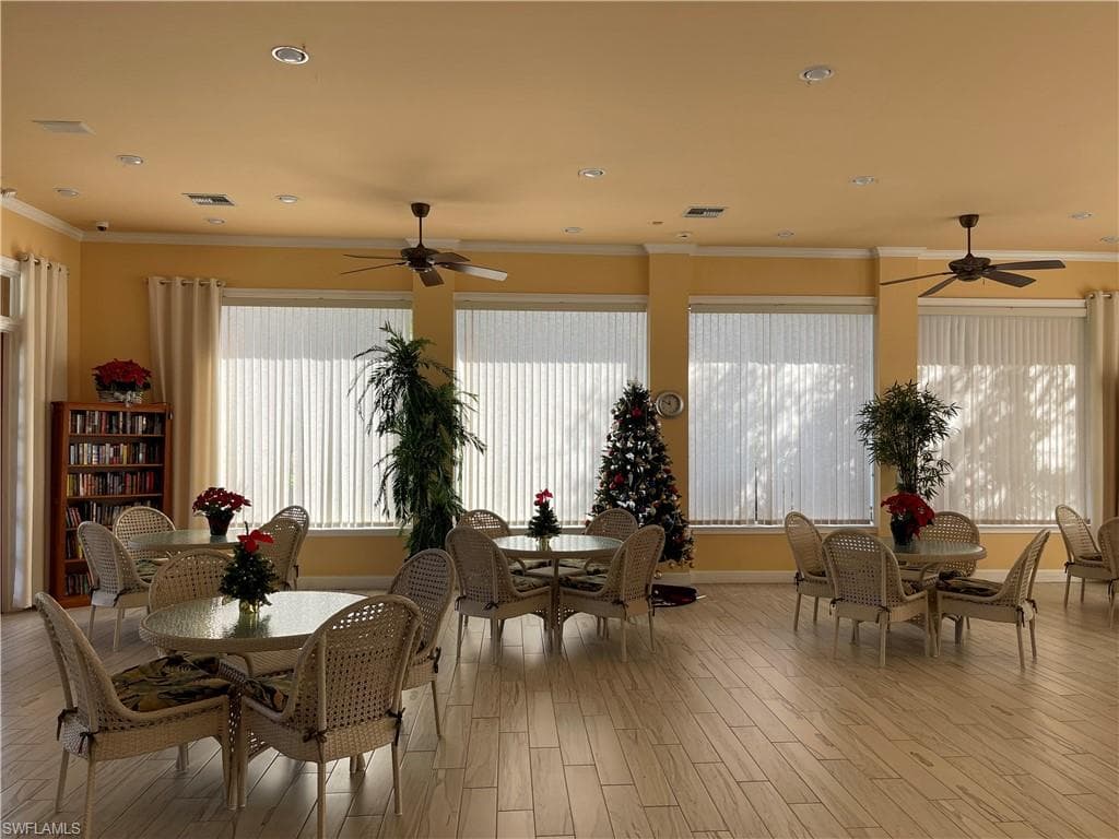 6590 Beach Resort DR # 305, NAPLES FL 34114-26