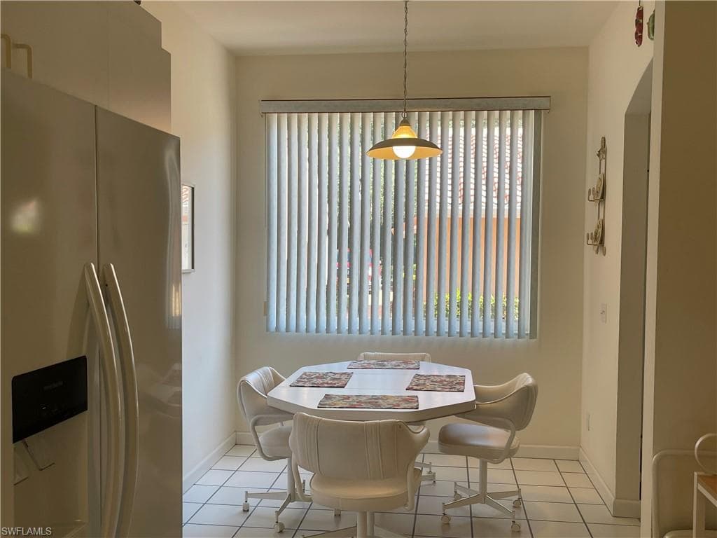 6590 Beach Resort DR # 305, NAPLES FL 34114-4