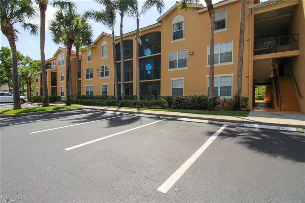 8659 River Homes LN # 1108, BONITA SPRINGS FL 34135-1