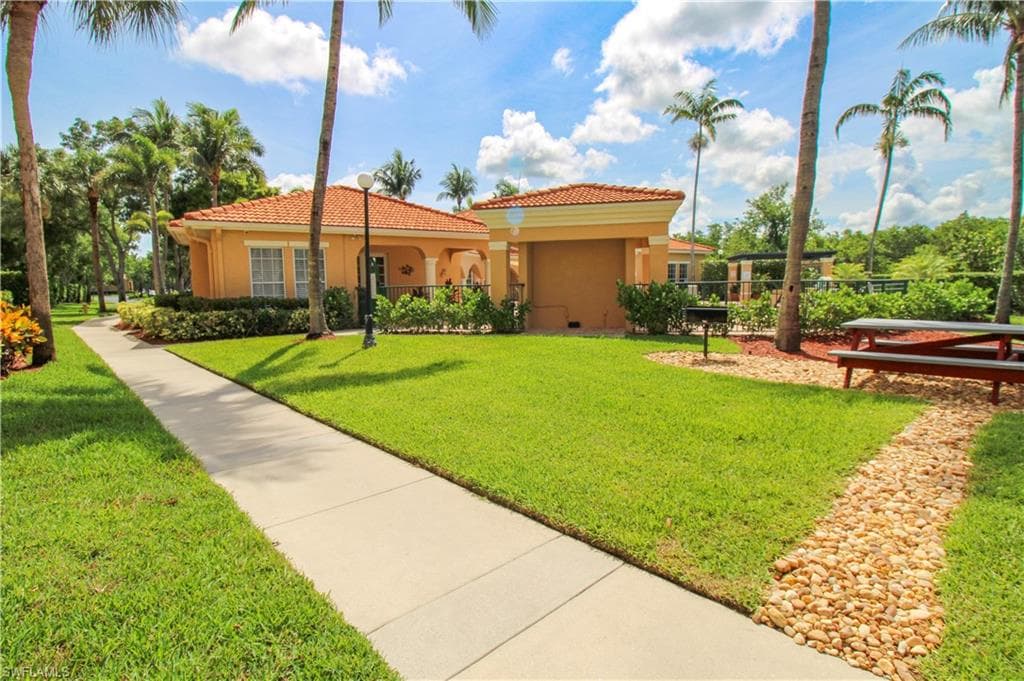 8659 River Homes LN # 1108, BONITA SPRINGS FL 34135-6