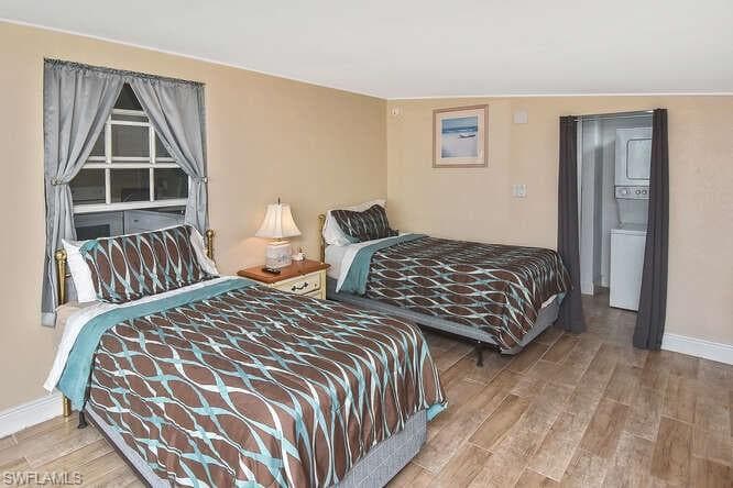 12161 Palm DR, FORT MYERS FL 33908-15