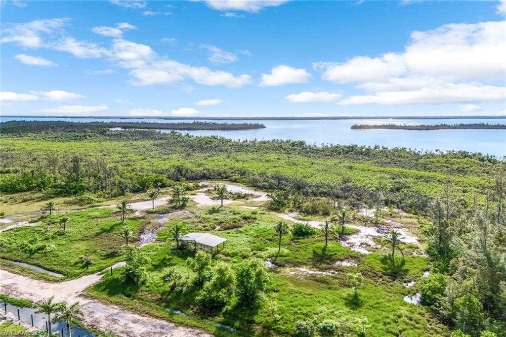 5300 Game Bird LN, BOKEELIA FL 33922-4