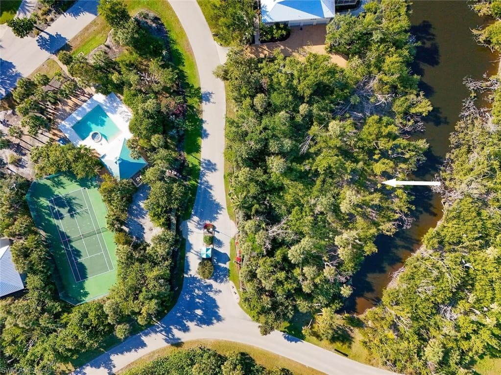 5398 Osprey CT, SANIBEL FL 33957-10