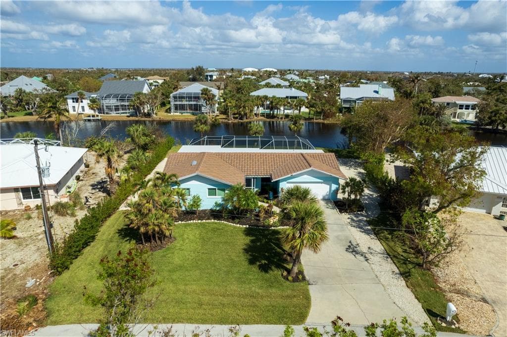 566 Boulder DR, SANIBEL FL 33957-47
