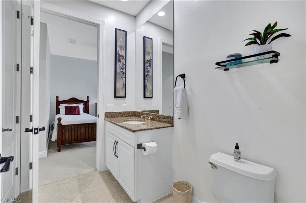 28492 Altessa WAY # 202, BONITA SPRINGS FL 34135-10
