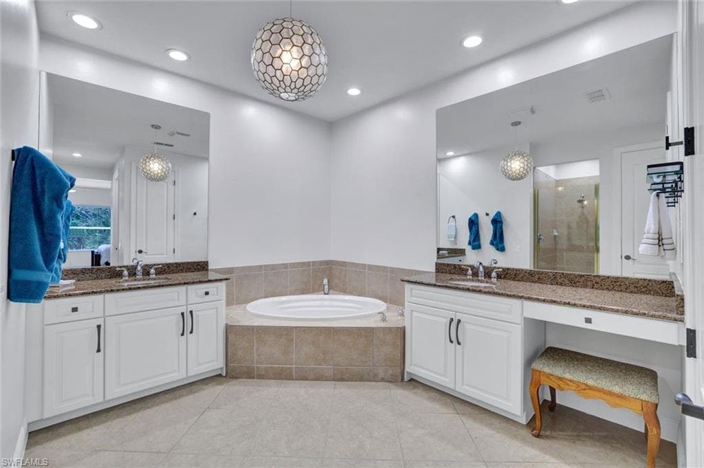 28492 Altessa WAY # 202, BONITA SPRINGS FL 34135-7