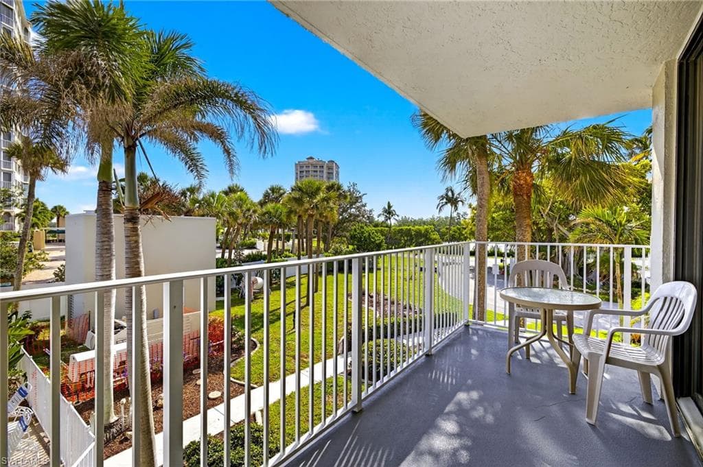 8701 Estero BLVD # 105, BONITA SPRINGS FL 33931-15