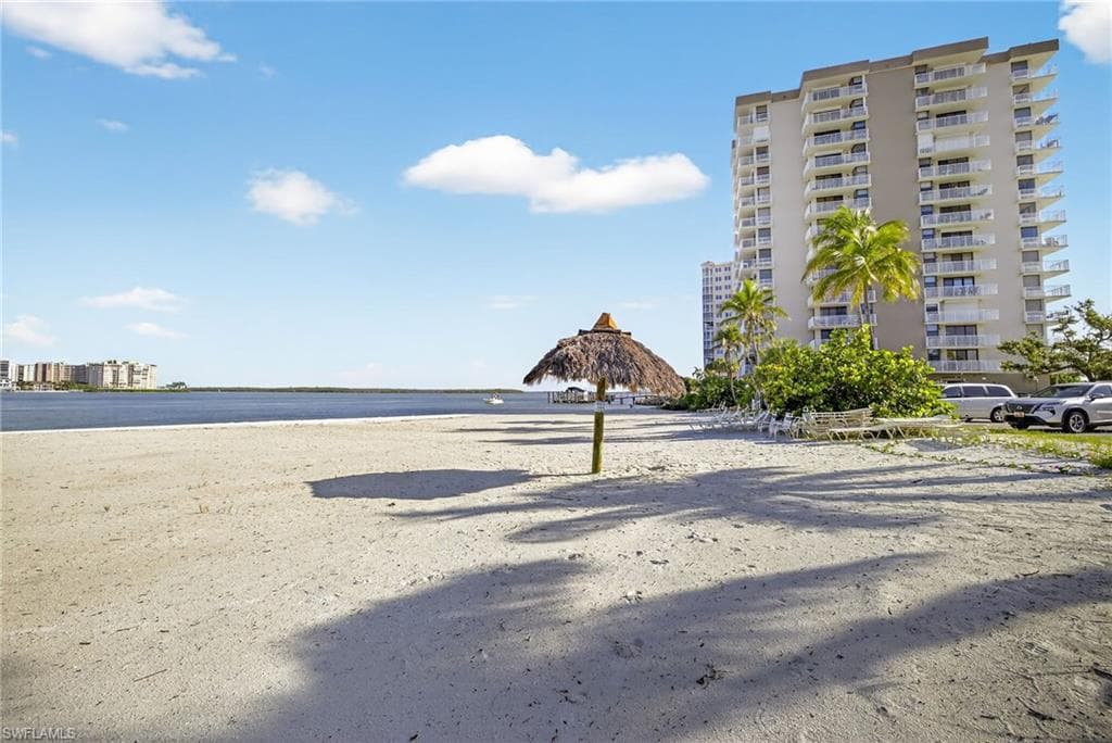 8701 Estero BLVD # 105, BONITA SPRINGS FL 33931-27