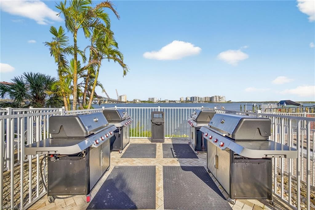 8701 Estero BLVD # 105, BONITA SPRINGS FL 33931-17