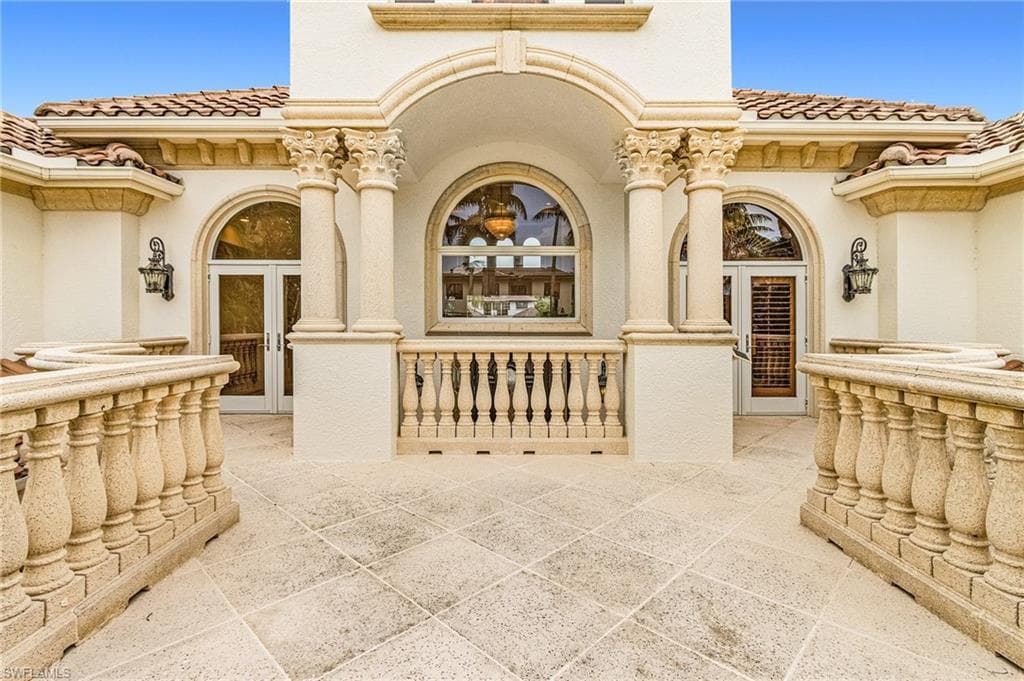 1825 6th ST S, NAPLES FL 34102-41