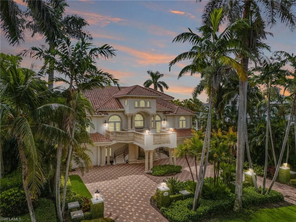 1825 6th ST S, NAPLES FL 34102-12