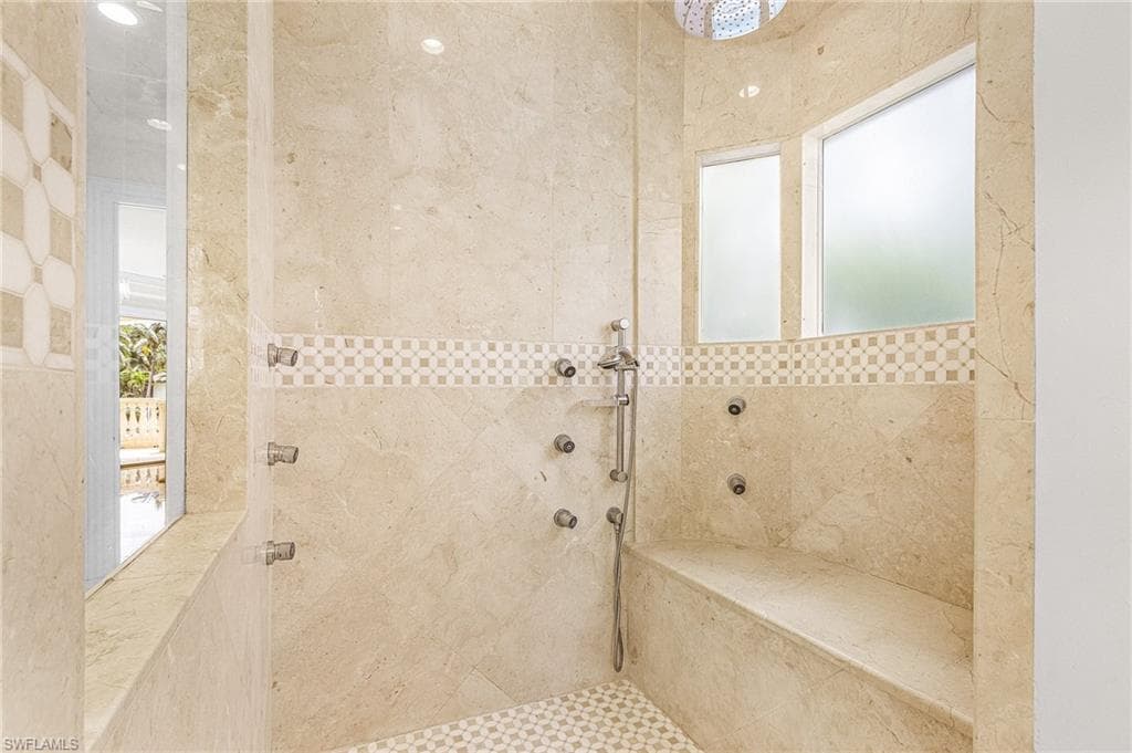 1825 6th ST S, NAPLES FL 34102-33