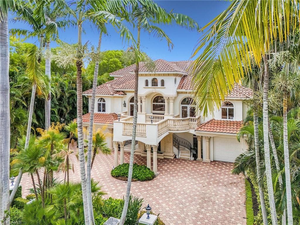 1825 6th ST S, NAPLES FL 34102-39