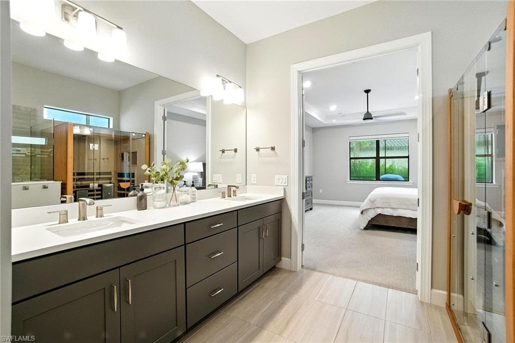 17548 Kinzie LN, ESTERO FL 33928-7