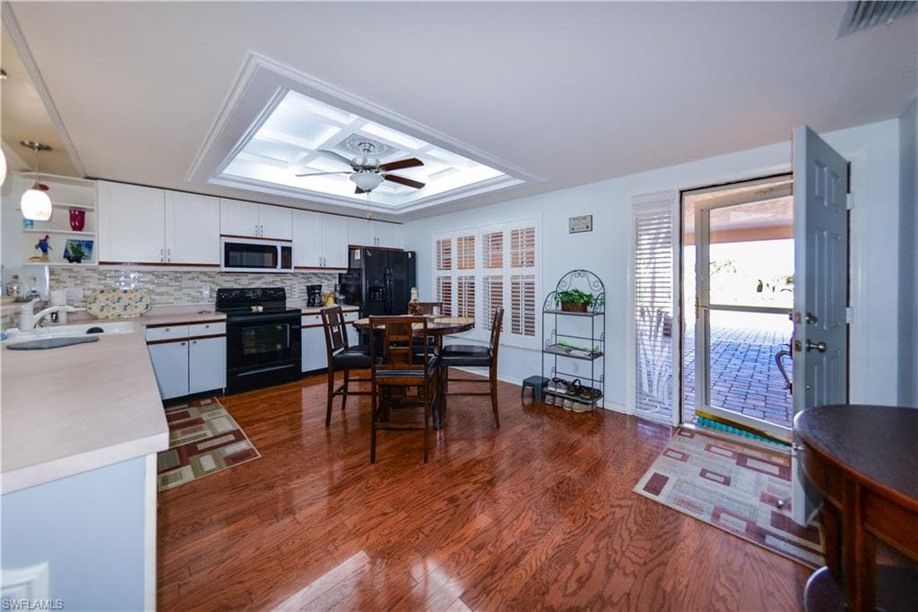 1614 Beach PKWY # 103, CAPE CORAL FL 33904-1