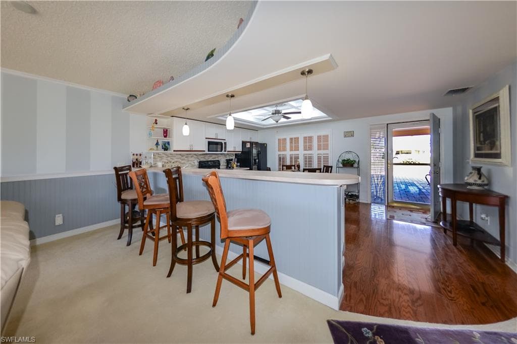 1614 Beach PKWY # 103, CAPE CORAL FL 33904-6